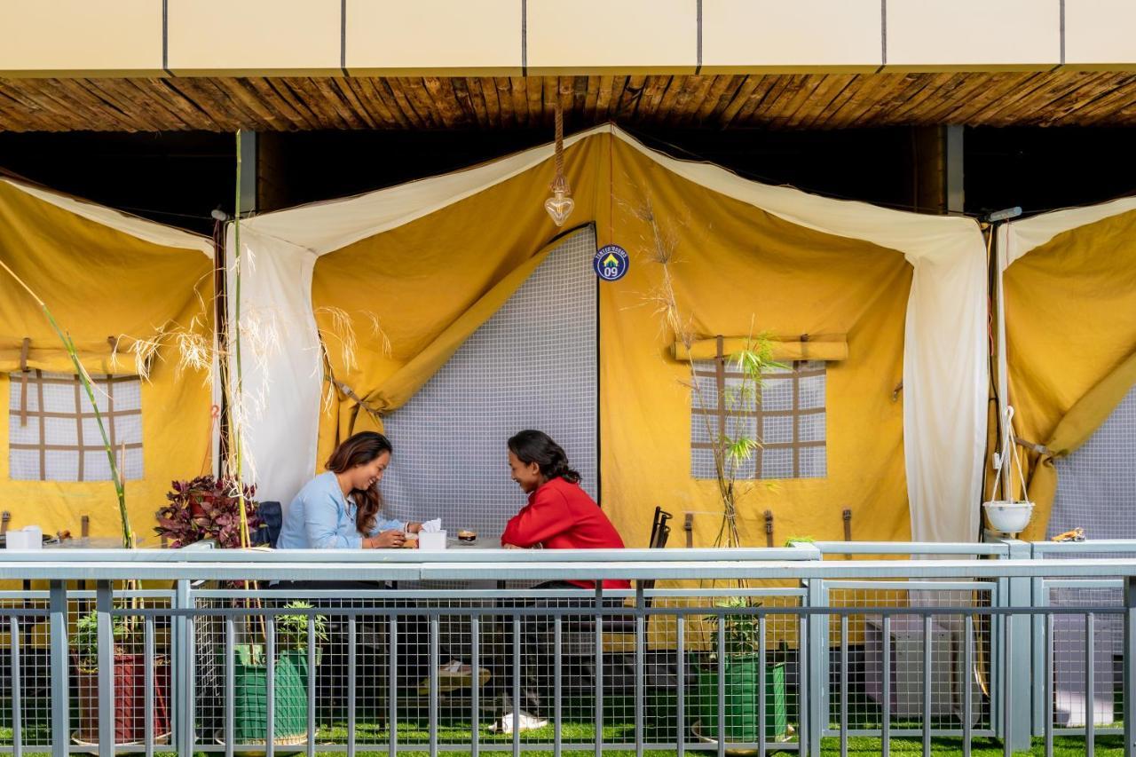 Kalash Parkaze And Tent Inn 포카라 외부 사진