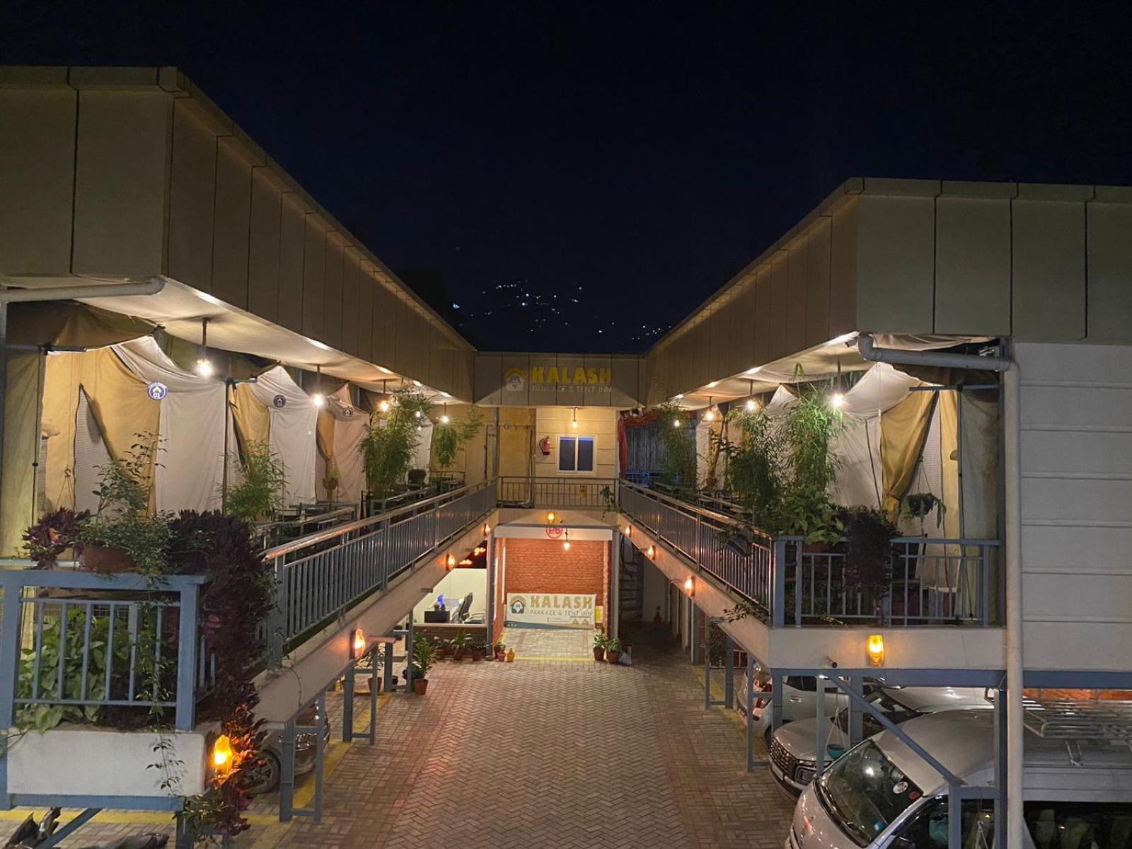 Kalash Parkaze And Tent Inn 포카라 외부 사진